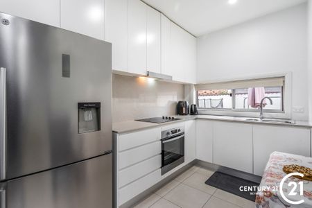 Luxurious and near New Granny Flat! - Photo 5