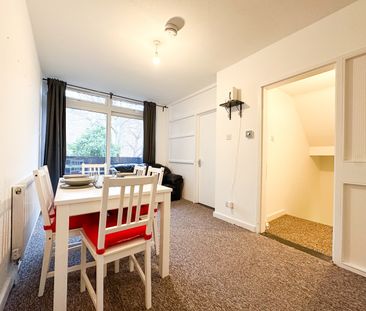 Room in a Shared Flat, Windsor Crescent, HA9 - Photo 5
