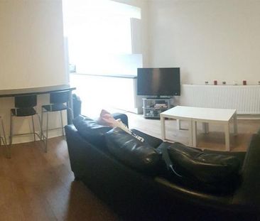 8 bedroom house to rent - Photo 1