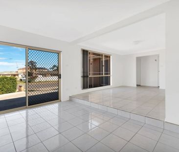 Combining Comfort & Charm! - Photo 2