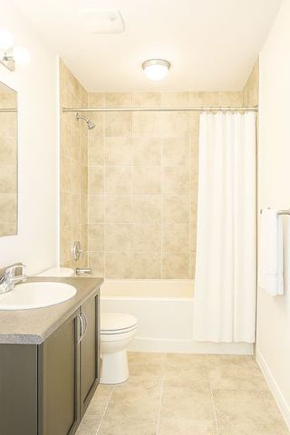 For Lease - 92 Bousfield Rise Unit#, Hamilton, Ontario - Photo 4