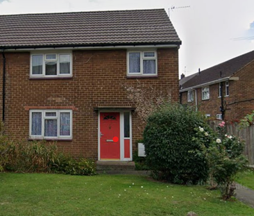 Masefield Crescent, Horninglow, Burton-on-Trent, Staffordshire, DE1... - Photo 1