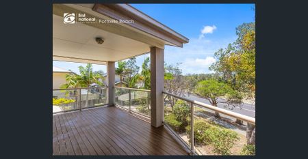 Spacious 3 Bedroom Townhouse - Photo 3