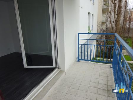 Location Appartement 1 pièce 23m² COURBEVOIE 92400 - Photo 3