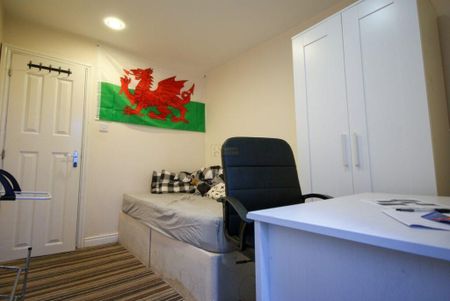 6 bedroom terraced house to rent - Photo 5