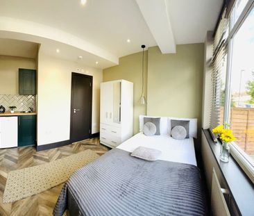 Room in a Shared House, Hawkhurst Road, SW16 - Photo 2