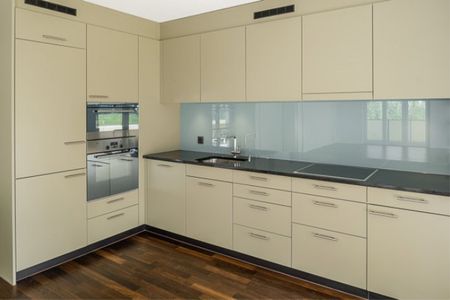 2.5 Zimmer, 77 m², 4. Stock - Photo 2