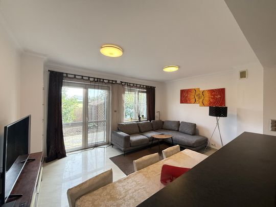 DOM SZEREGOWY Z OGRÓDKIEM NA WYNAJEM - Photo 1