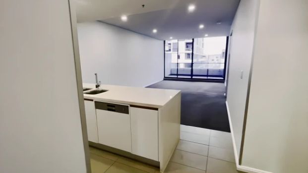 3 bed 2 bath-611 - Photo 1