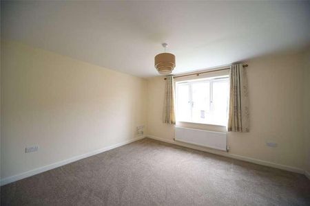 Harrow Drive, Beck Row, Bury St. Edmunds, Suffolk, IP28 - Photo 4