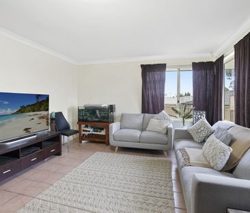 8 Nagle Cres, Blue Haven, NSW 2262 - Photo 1
