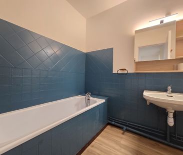 Location Appartement 2 pièces 48m² TROYES 10000 - Photo 6