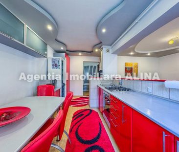 Apartament 3 camere in Mun. Deva, Jud. HD, pe Bld. Decebal, decomandat, 65 mp, etaj 6, lift. - Photo 1