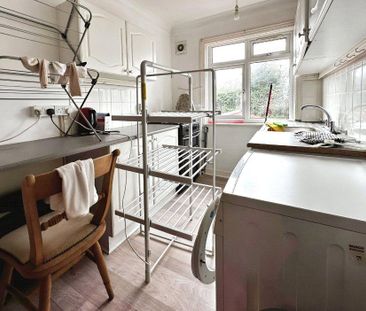 4 bedroom house to rent - Photo 3