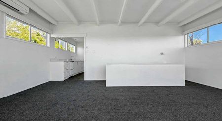 1/8 Rewi Street, Torbay - Photo 2