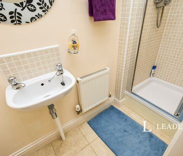 3 bedroom town house to rent Crystal Close, DE3 - Photo 4