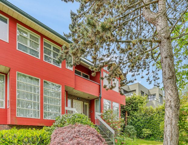 Beautiful 1 bedroom suite in Vancouver! | 1950 West 36th Avenue, Vancouver - Photo 1