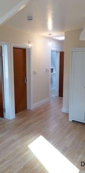 Hamilton Road, W5 - Photo 1