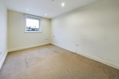 Eighteen East, Queensway, Southampton, SO14 3BL - Photo 4