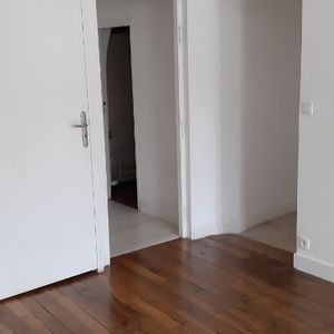 CENTRE VILLE – T2 – 52.40 m² - Photo 2