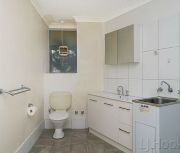 Bright and Peaceful Apartment in Churchlands - Photo 6