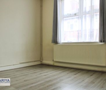 4 bedroom terraced house to rent - Photo 6