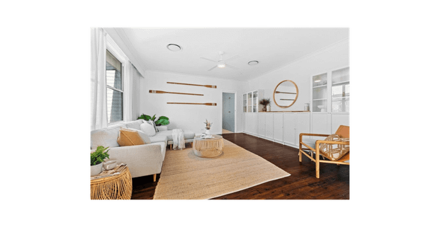 Charming Family Cottage - Photo 1