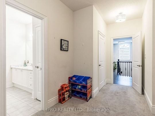 For Lease - 4051 Eternity Way, Oakville, Ontario - Photo 1