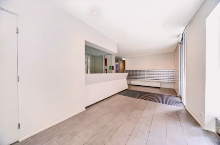 255 Cardigan Street, Melbourne - Photo 5