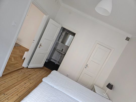 Folkungagatan, Stockholm - Photo 1