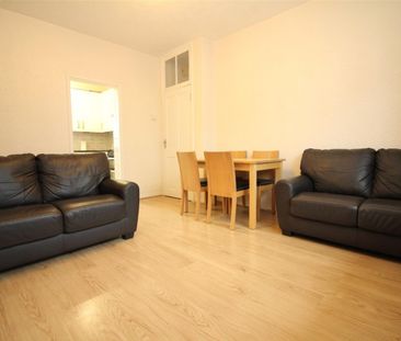 3 Bedroom Flat To Let - Photo 6