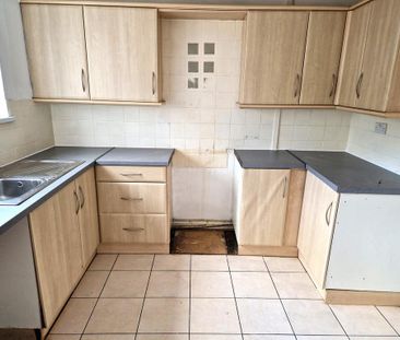 2 bedroom terraced house to rent - Photo 6