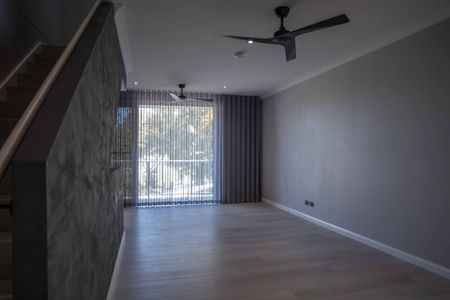 Fully Renovated Living in the Heart of Emerald Lakes - Photo 3