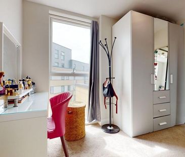 3 bedroom flat to rent - Photo 5