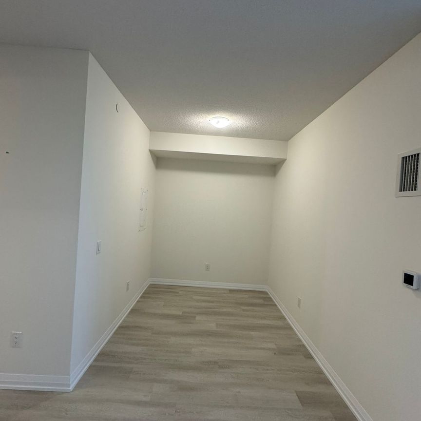 For Lease - 3270 Sheppard Avenue Unit# 2223, Toronto, Ontario - Photo 1