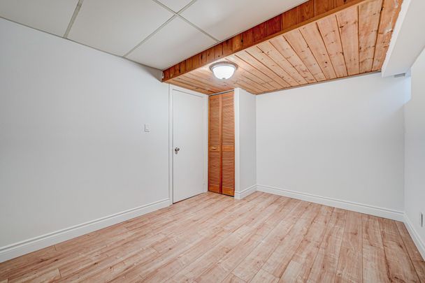 For Lease - 39 Burnt Bark Drive, Toronto, Ontario - Photo 1