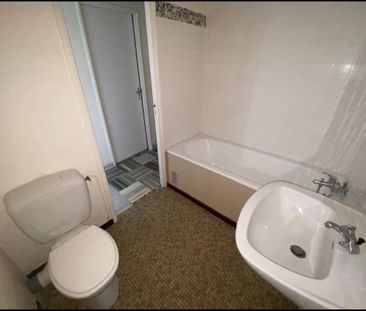 Location Appartement 2 pièces 43m² NANTES 44300 - Photo 2