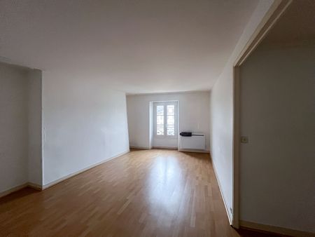 Apartment - Photo 2