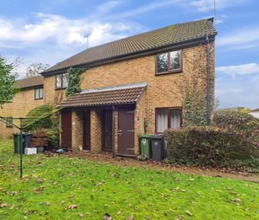 Burdock Close, Lightwater - 1 bedroomProperty for lettings - Seymours - Photo 3