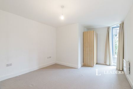 2 bedroom apartment to rent Whytecliffe Road South, Purley, CR8 - Photo 4