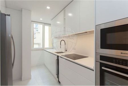 Apartamento T2 em Lisboa - Photo 2