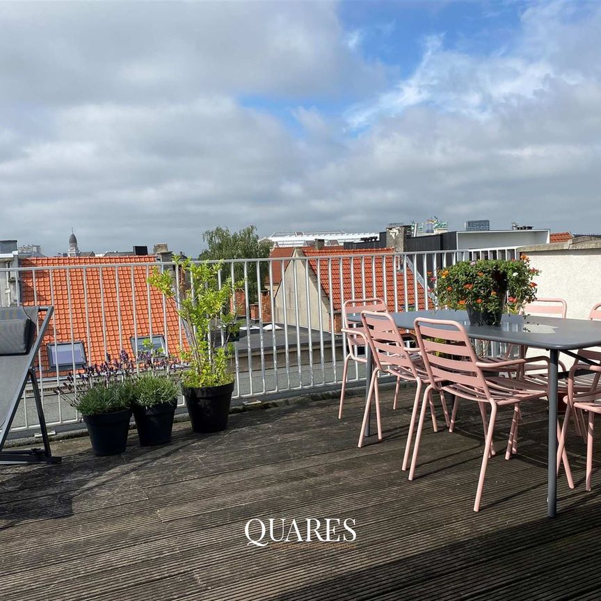 Gezellig appartement met ruim terras nabij de Marnixplaats! - Photo 1