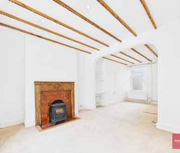 2 bedroom terraced house to rent - Photo 3