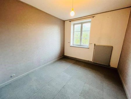 Appartement 5 pièces - 71000 Varennes-lès-Mâcon - Photo 2