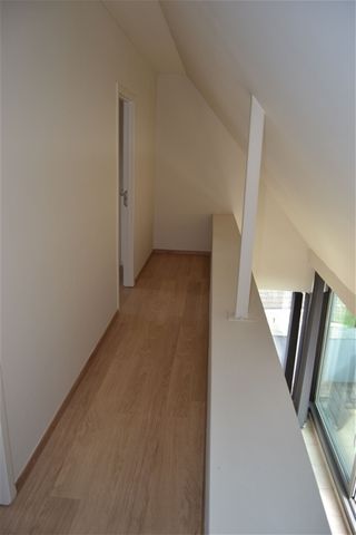 instapklare penthouse in het centrum van Harelbeke - Photo 5