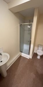 1 bed Apartment - To Let - Photo 4