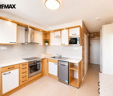 Pronájem bytu 1+1 38 m² - Fotografie 2