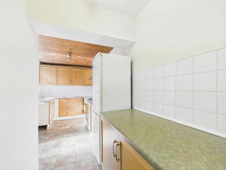 2 Strandburn Street - Photo 2