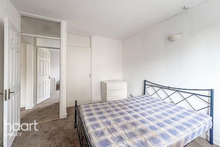 2 bedroom apartment to rent - Photo 5