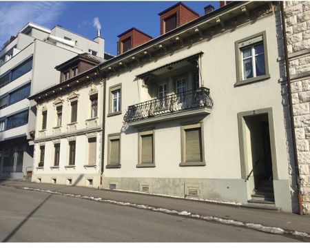 Charming 4-room apartment with balcony and historic charm in an ideal location in Olten - Foto 2